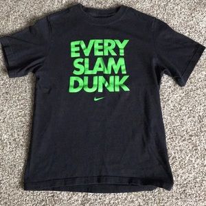 Youth boys Nike t-shirt